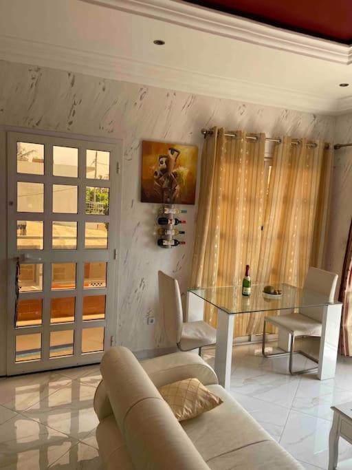 Appartement Altona Ломе Экстерьер фото