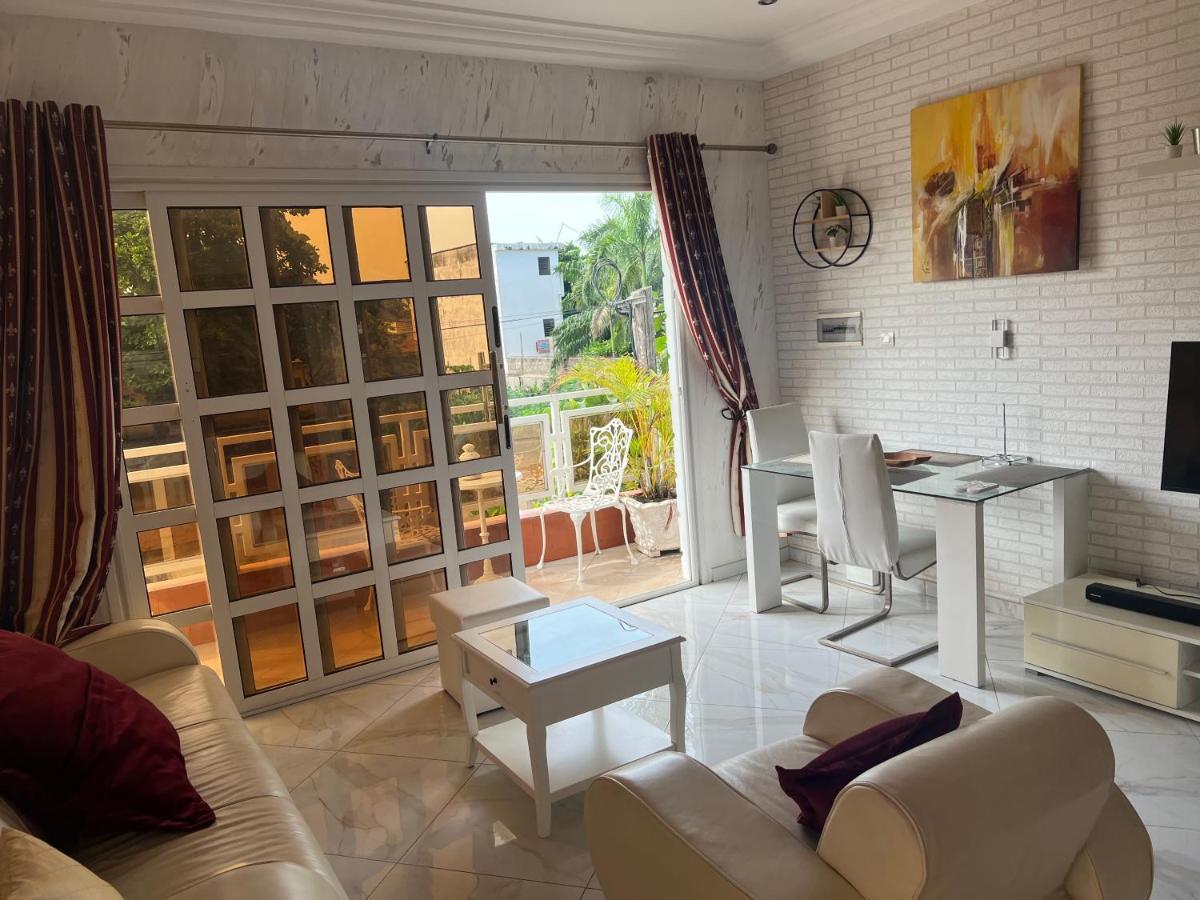 Appartement Altona Ломе Экстерьер фото